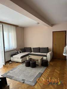 LEPO NAMEŠTEN TROSOBAN STAN - GRBAVICA