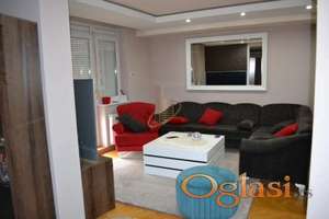 Prodaja 4,0 stan od 130m2 Grbavica