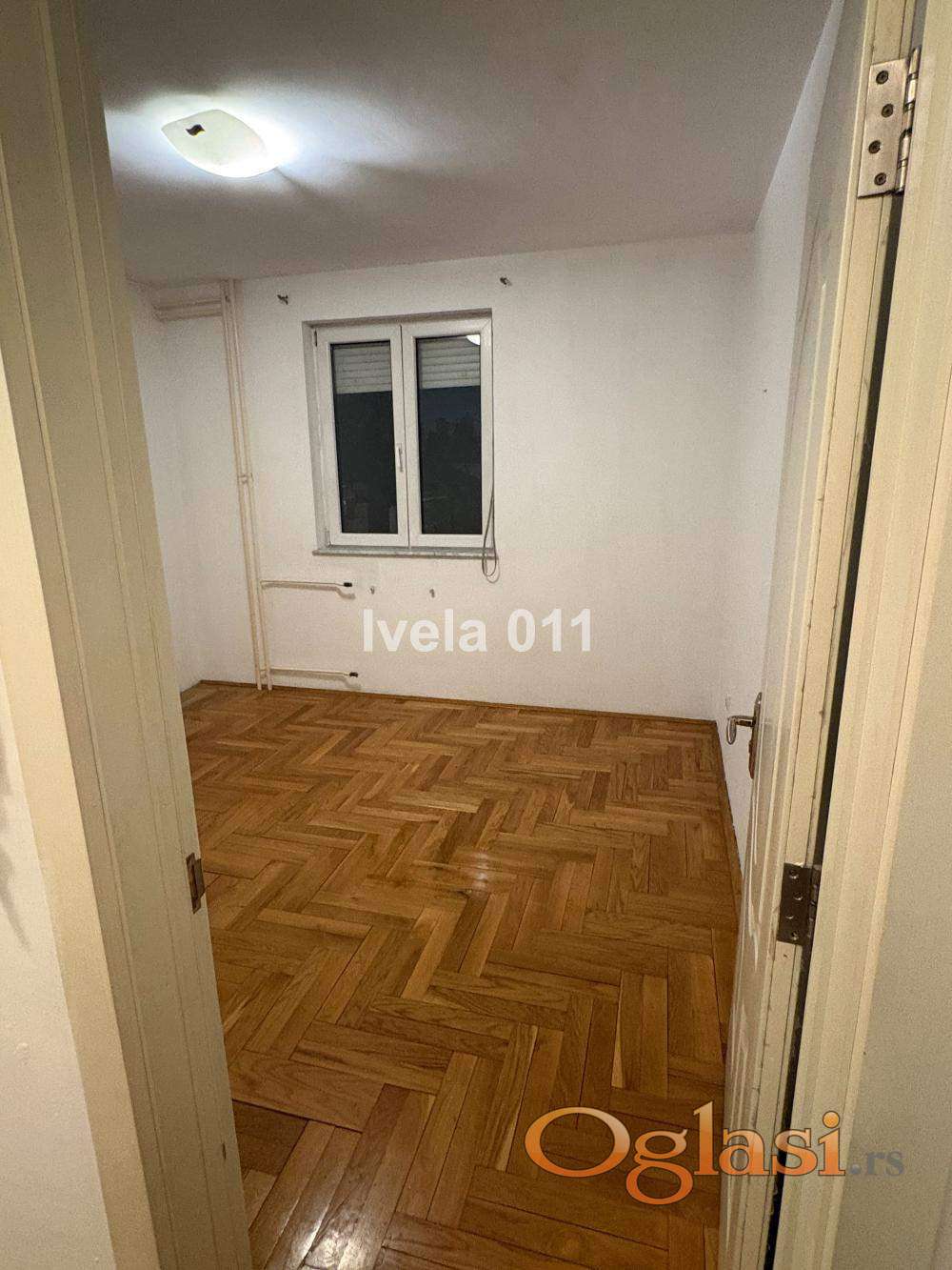 оформлена в кадастре, с гаражом - Йове Илич — фото