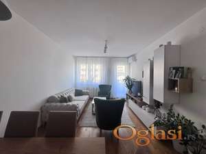 Stan 61m2 na podbari + parking