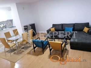 Izdaje se stan u Duvaništu!