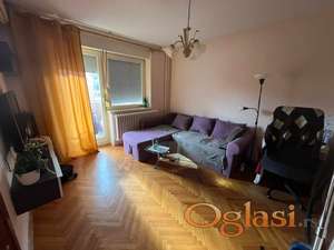 Dvosoban stan + parking 450€ Ćirpanova