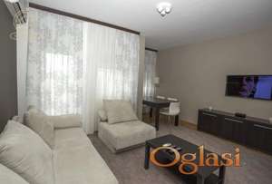 Izdaje se dvosoban stan - 60m² -Bulevar evrope