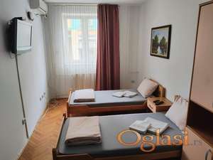 Novi Sad centar jednosoban sa parking mestom.