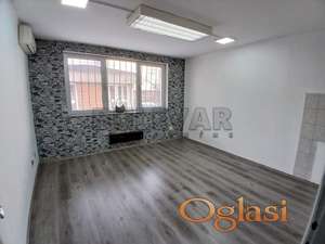 Izdaje se stan kao poslovni prostor, VR PR, 7.juli, centar, 32m2, grejanje na struju