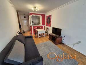 Blok 64,Gandijeva,lep,renoviran,garaža ID#19035