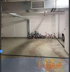 Prodajem parking mesti