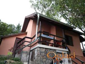 Prodaja-Čerević, Nova vikendica u mirnom delu. Uknjiženo