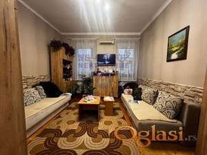 Na prodaju je dvorišni stan na atraktivnoj i mirnoj lokaciji 33m2