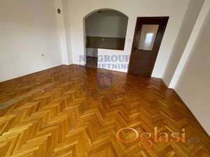 Novo naselje, 61m2 dvosoban  065/448-4648