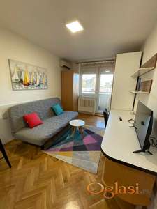 Grbavica - 24m2 - garsonjera