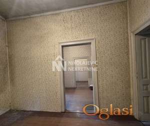 Centar ,Dorćol,salonska kuća ID#1373