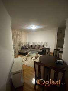 Izdaje se stan na Panteleju!