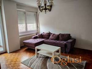 NAMEŠTEN KOMFORAN DVOSOBAN STAN 63M2 LIMAN 3, KOD PIJACE I PARKA, 400EU