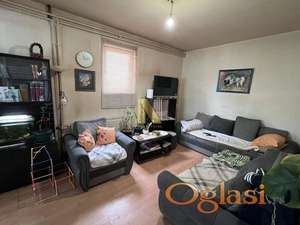 Kuća u Veterniku od 330m2