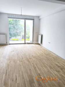 Zvezdara teatar, nov, 3.0, svetao, garaža ID#10003