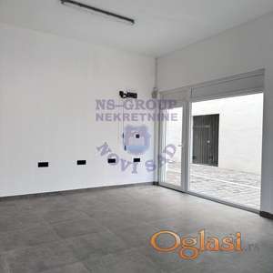 Tri garaze spojene u jednu na Adicama