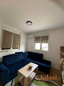 Dvosoban stan sa parkingom-Janka Čmelika-40m2-400e
