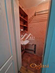 Izdaje se lep lokal u Rumenačkoj ulici ID#6030