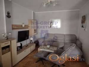Renoviran stan na Bulevaru Patrijarha Pavla, 48m2!