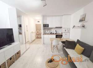 Banovo brdo, renoviran, uknjižen, useljiv ID#3231