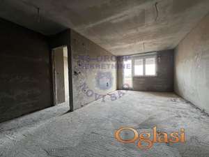 Exkluzivna prodaja. Adice, Raz Invest - četvorosoban apartman. Idealno za IT-CENTAR.