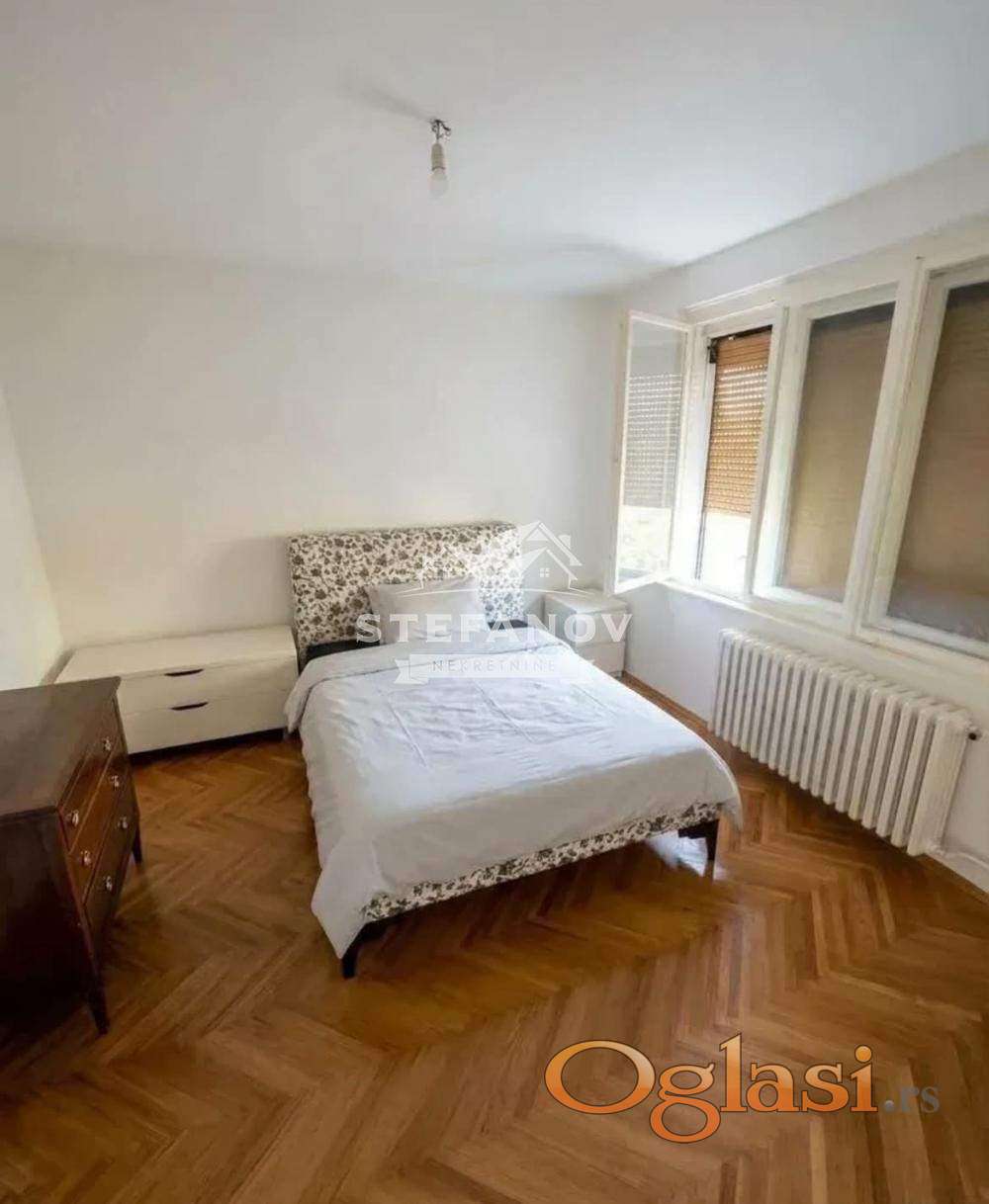 Manji three-room apartment at Lesnini — photo