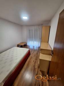 Namešten jednoiposoban stan