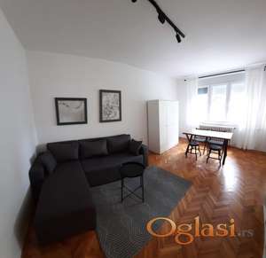 Oglas za Izdavanje Stana Detelinara