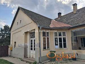 Kuća 279 m² sa placem 20,9 a u Futogu, Novi Sad