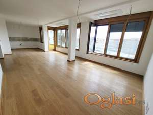 Luksuzan penthouse u novoj kvalitetno zidanoj zgradi, cena sa pdv-om