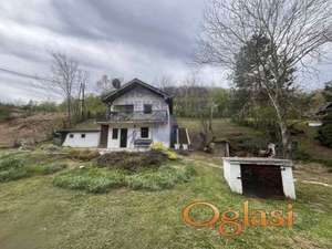 Kompletno renovirana vikendica u Čereviću, mir, prelep pogled !