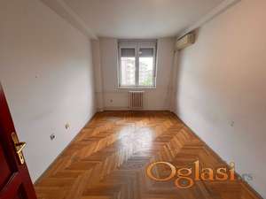 2.0 stan na Bulevaru Kralja Petra