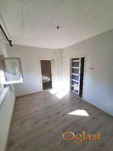 Stan NOVI SAD,PODBARA,kv: 29, € 73000, ID: 1019314