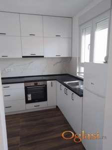 ADICE 57m2 DVOIPOSOBAN, 300E