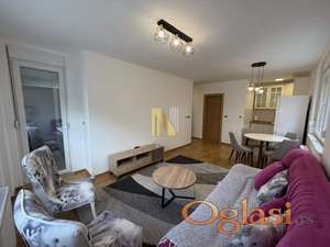 Jednoiposoban, namešten, neuseljavan stan sa parking mestom, Bulevar Evrope