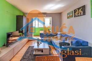 Jednoiposoban stan i apartman, tržni centar Roda, peti sprat, cg