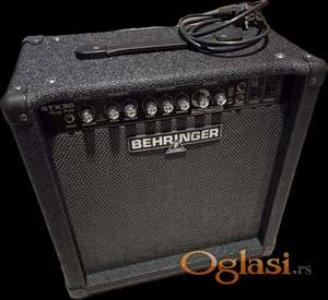Gitarsko pojačalo BEHRINGER GTX30