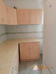 PET FRIENDLY DELIMIČNO NAMEŠTEN DVOSOBAN STAN NA LIMANU III 300 EVRA