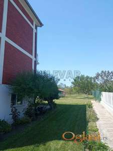 Kragujevac, naselje Jovanovac, luksuzna porodična kuća, korisna površina 353 m2
