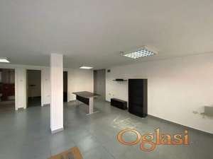 Odličan dvosoban stan na Petrovaradinu!