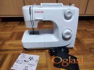 Mašina za šivenje Singer 8280