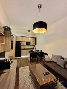 LAGUNA RESIDENCE, KOMPLETNO NAMEŠTEN JEDNOIPOSOBAN STAN