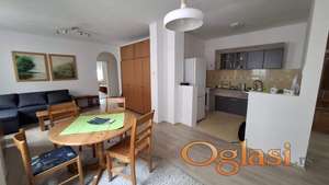 PET FRIENDLY NAMEŠTEN TROSOBAN STAN PREKO PUTA FUTOŠKE PIJACE 500 EVRA