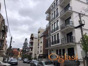 Stan u suterenu 33 m2, Vracar, specijalna cena, za legalizaciju..