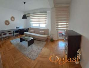 Garsonjera na prodaju, Grbavica, 87.500€, 26m²