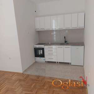 DETELINARA JEDNOIPOSOBAN POLUNAMESTEN 300E