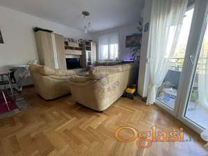 82m2 - Salajka - Uknjižen četvorosoban