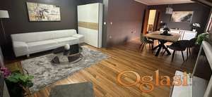 Izdajem dvosoban namesten stan-penthouse