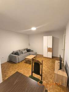 Prodaje se 2.0 stan: Prava retkost na tržištu: 50m2 + 25m2 terasa